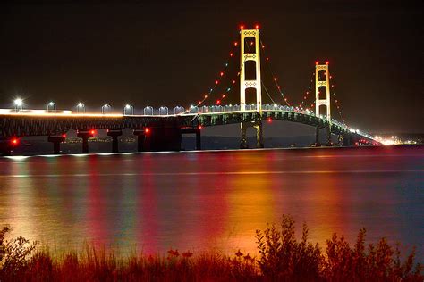 mackinaw bridge at night